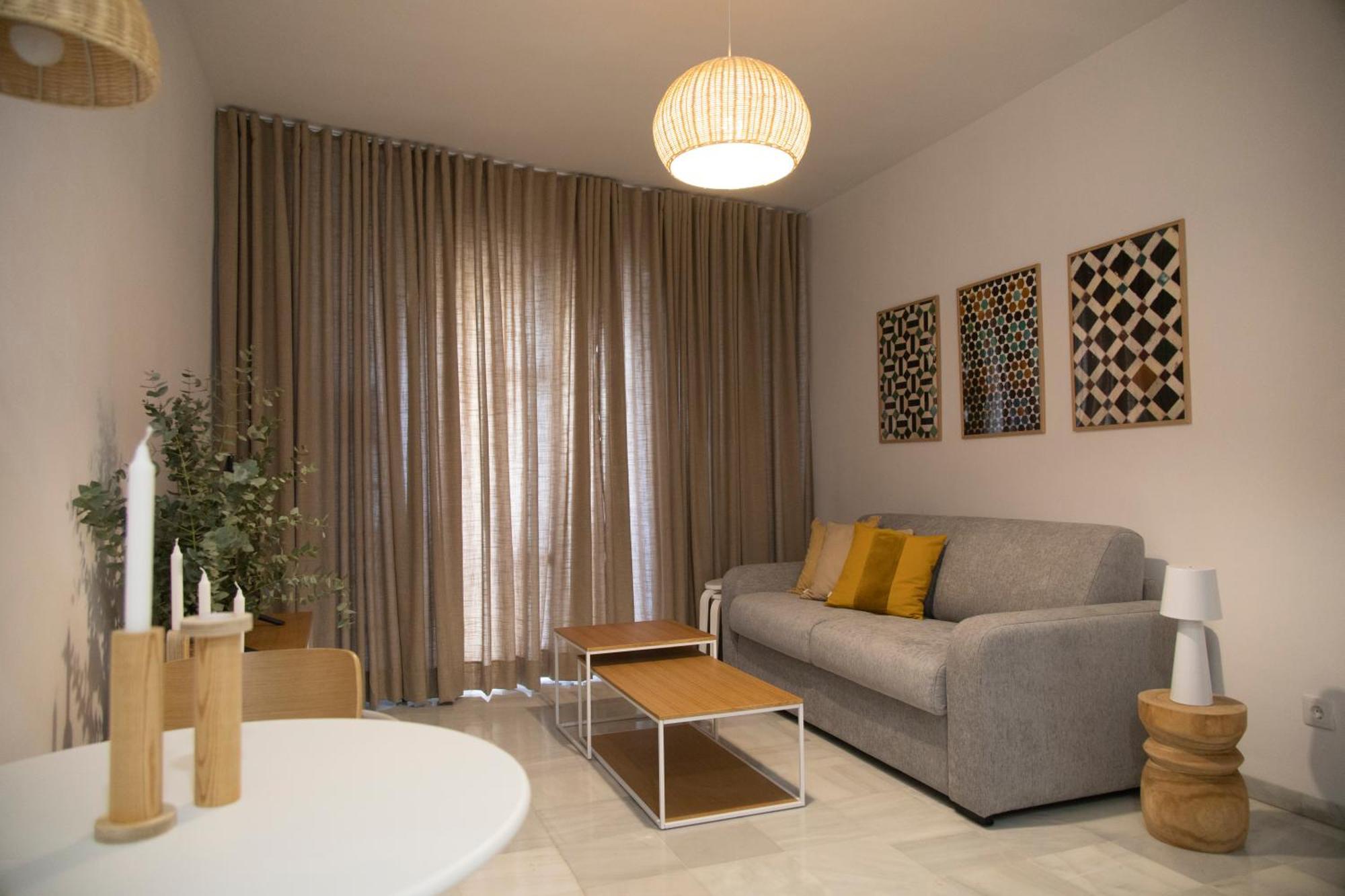 Reyes Catolicos II Suite Apartment Seville Exterior photo